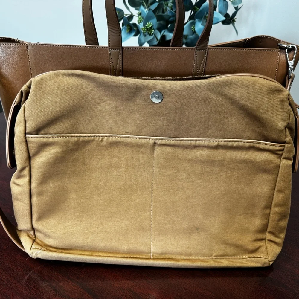 Calpak Haven 16’ Laptop Tote Bag in Toffee - Like New